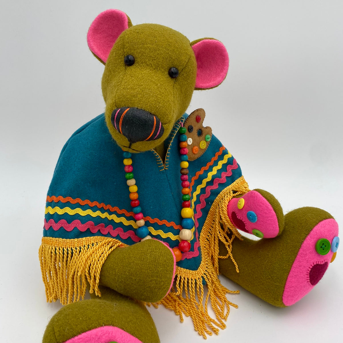 Artist Bear PDF Pattern & Video Tutorial