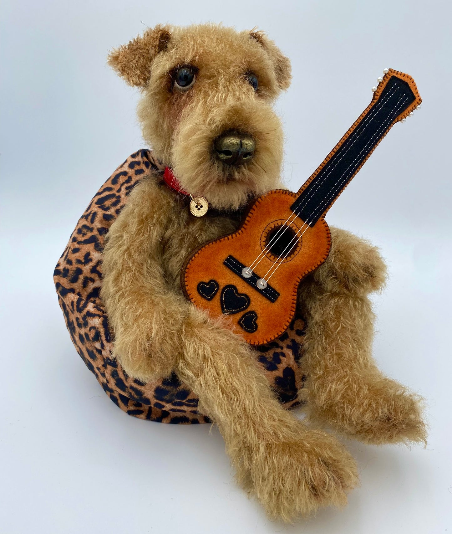 "Dougie" Airedale Terrier  PDF Pattern  Approx 22cm Seated