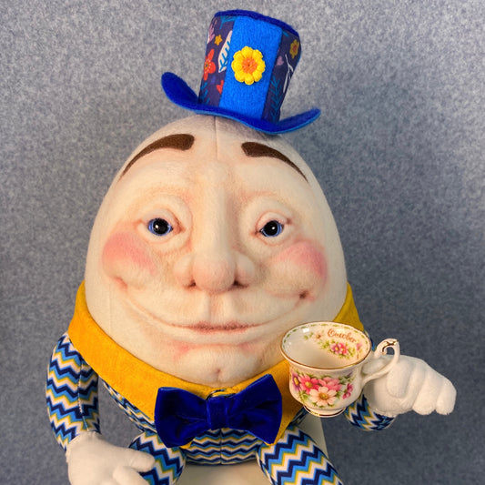 Humpty Dumpty PDF Pattern  Approx 42cm with Stand