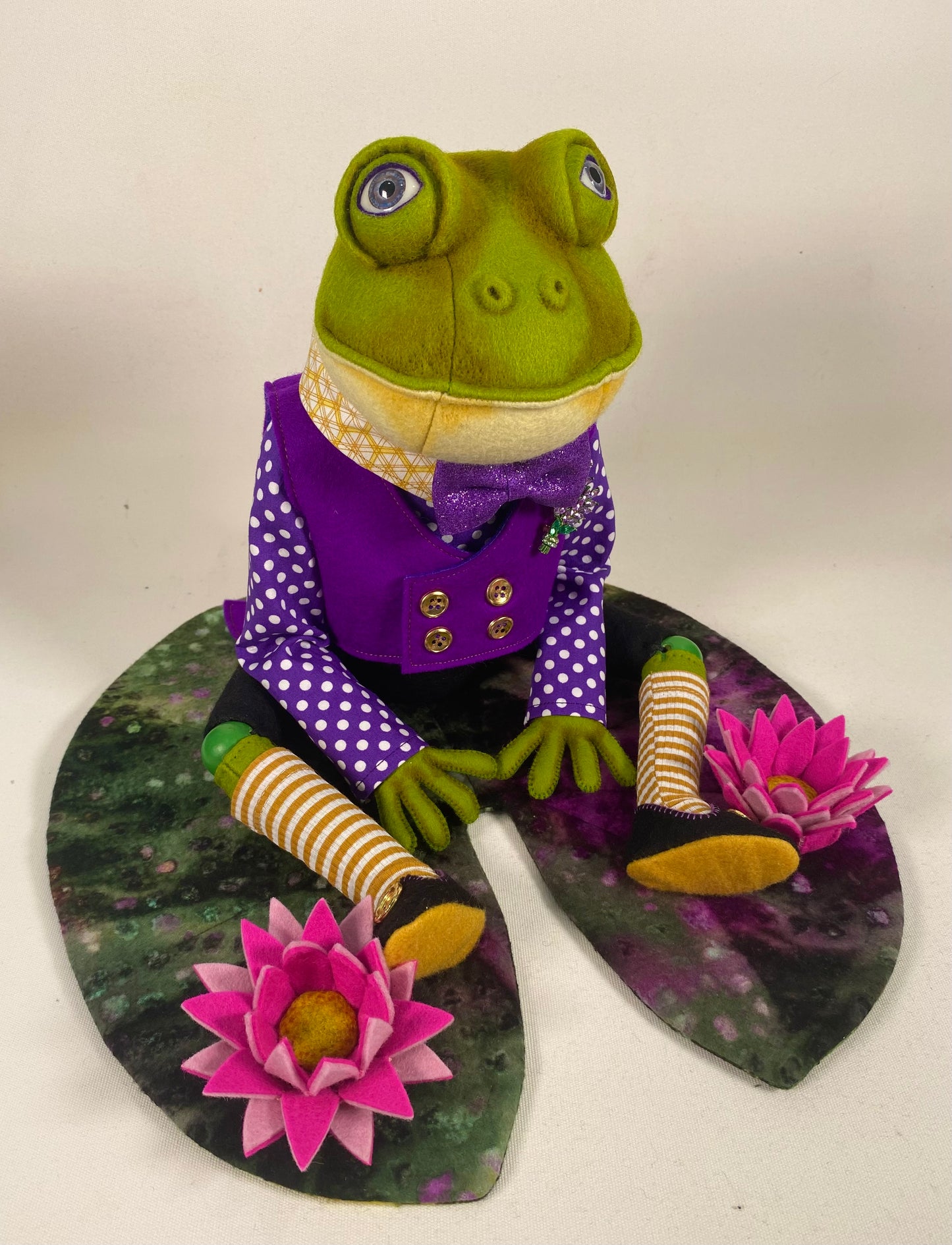 Frog Art Doll PDF Pattern  Approx 28cm Seated