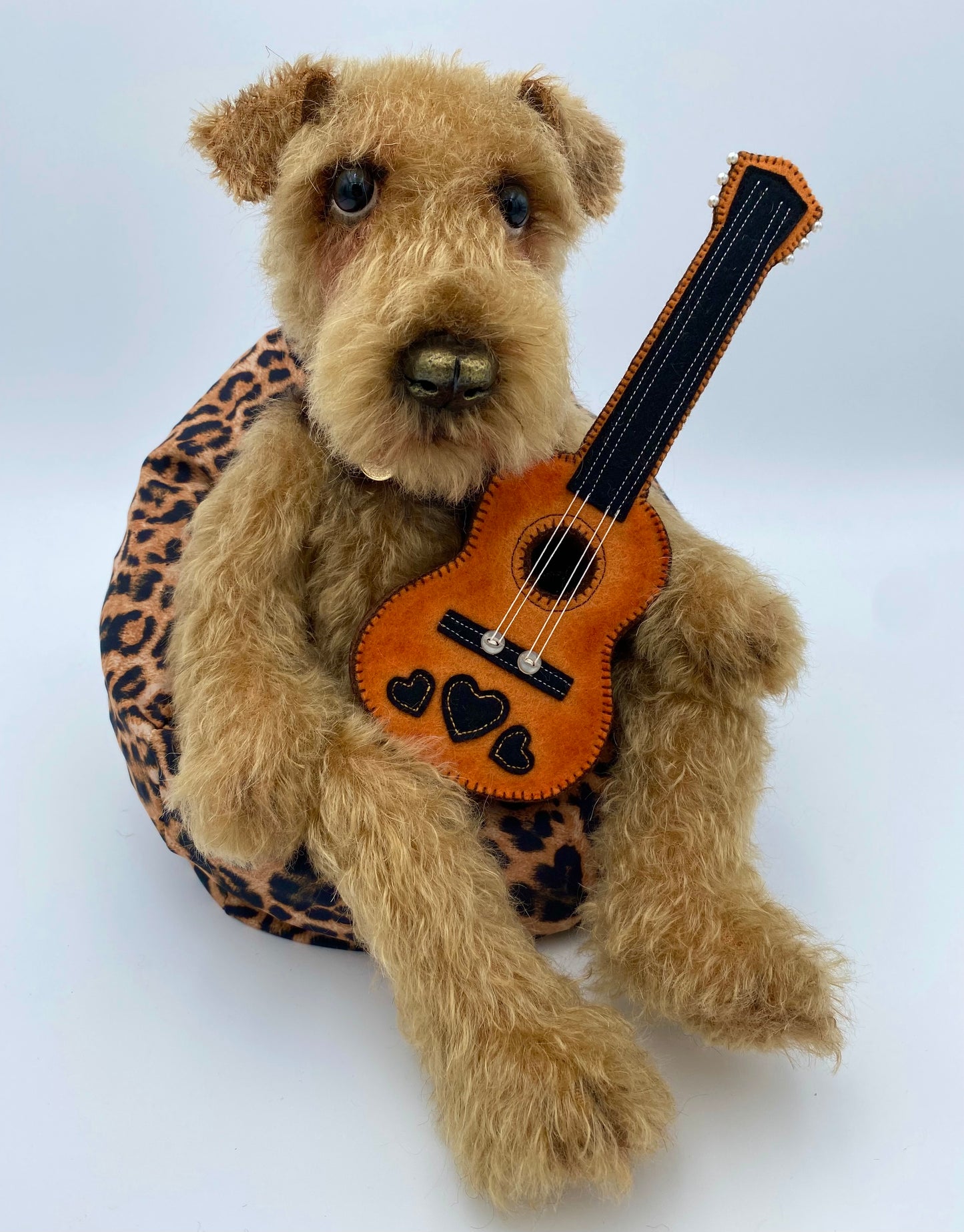 "Dougie" Airedale Terrier  PDF Pattern  Approx 22cm Seated