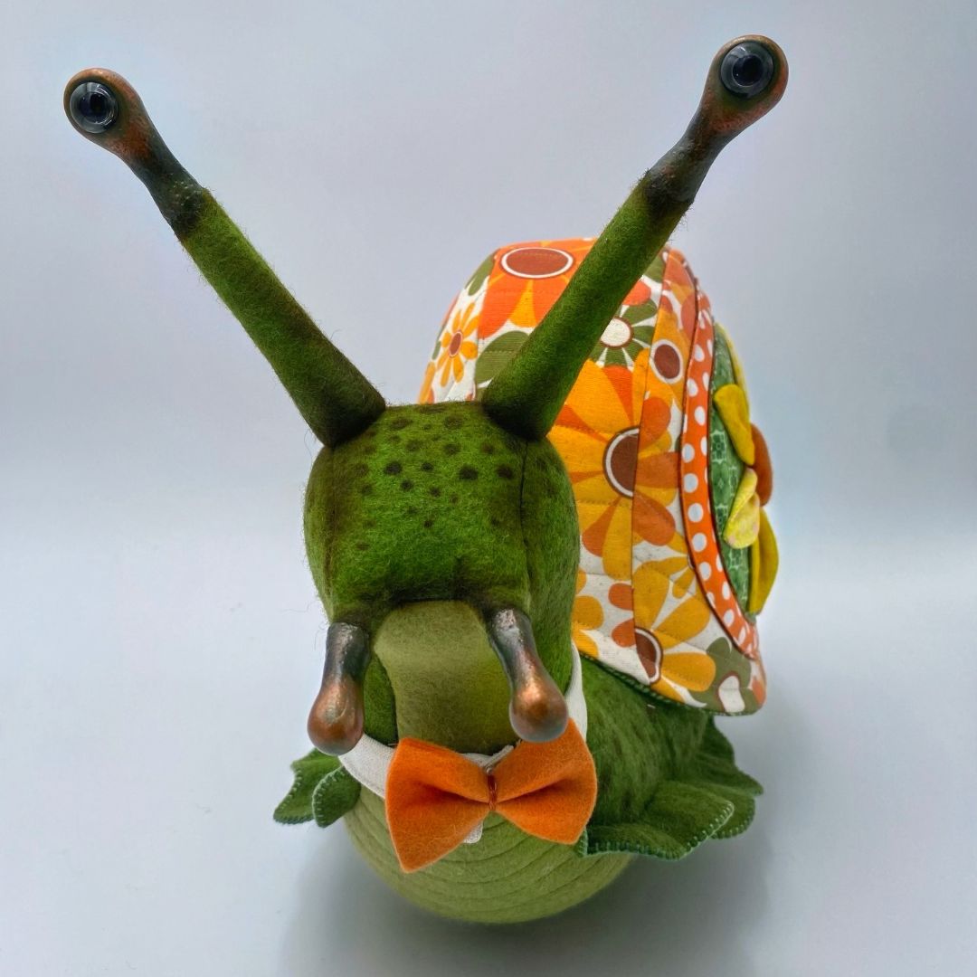 Storybook Snail PDF PATTERN  Approx 30cm